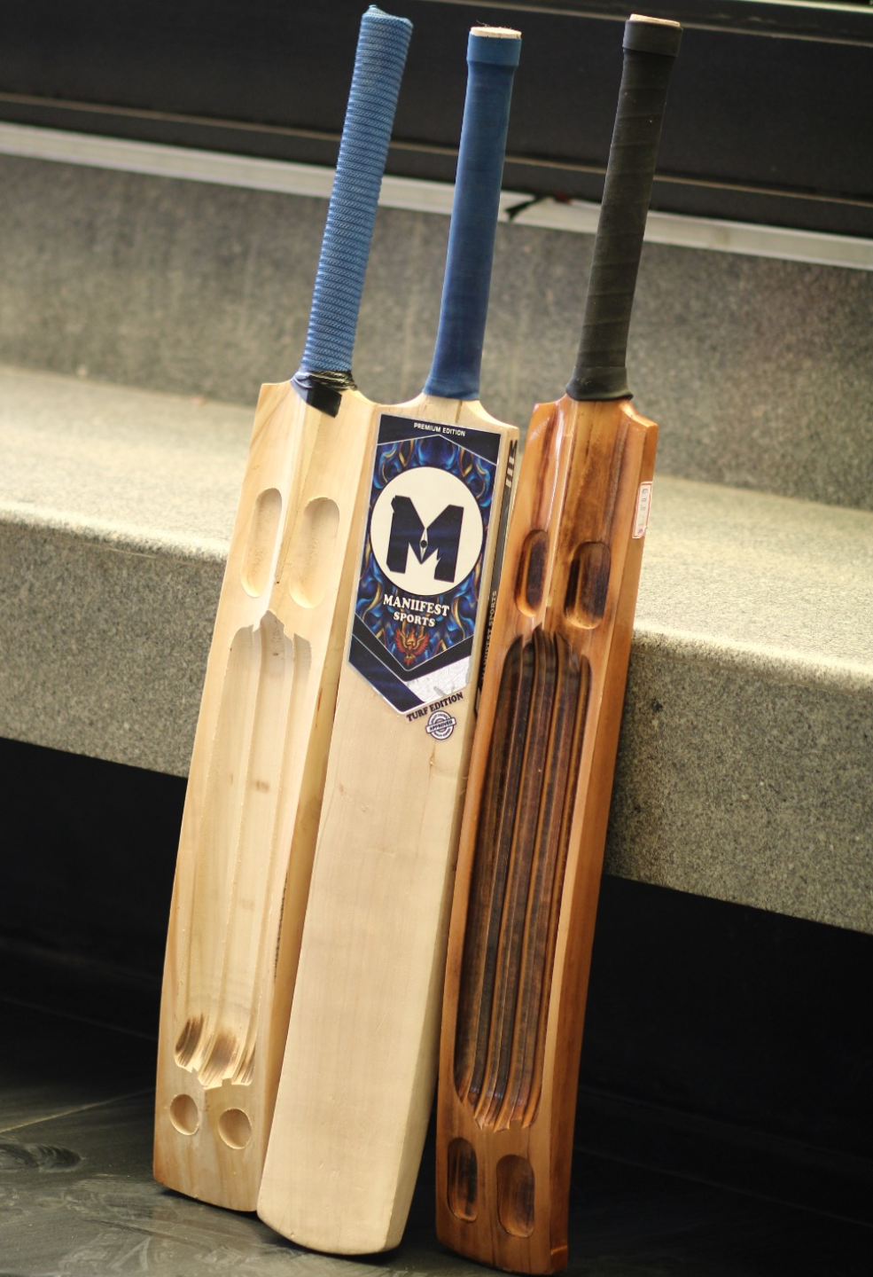 Maniifest Turf Edition Bat