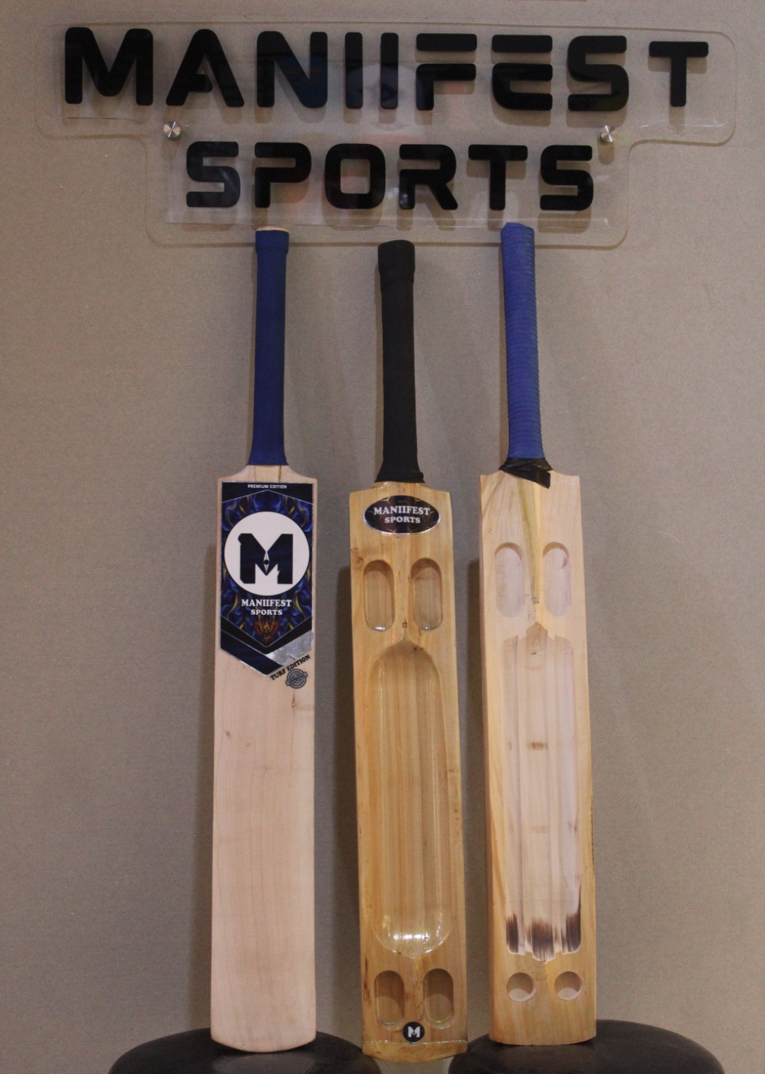 Maniifest Elite Edition Bat